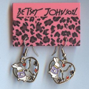 NEW ALICE IN WONDERLAND WHITE RABBIT EARRINGS
